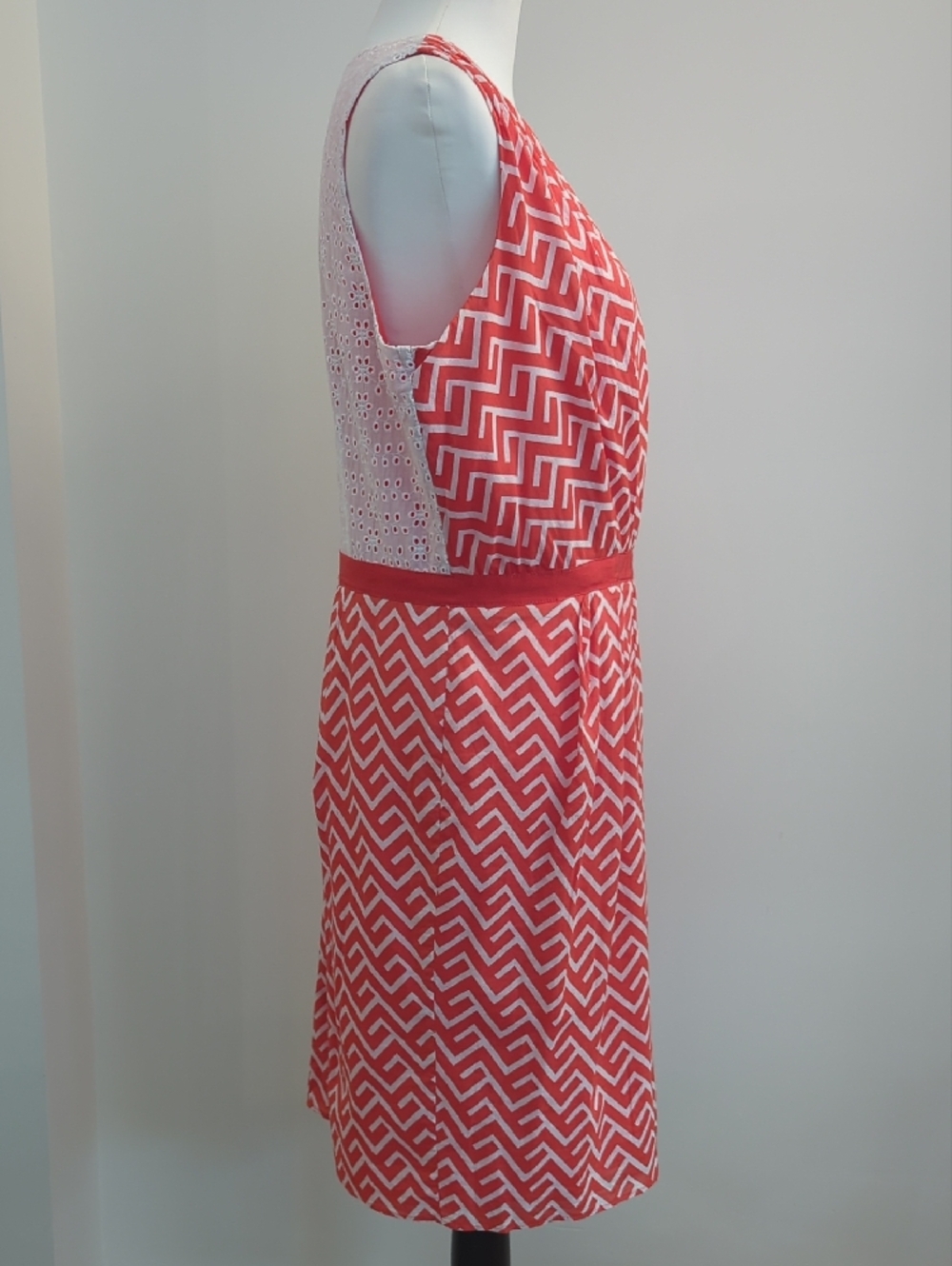 Julian Taylor Orange Chevron Faux-Wrap Midi Blousen Dress White Eyelet Zip Back